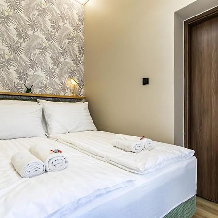Oasis Apartment On The Broadway With Ac Budapest Extérieur photo
